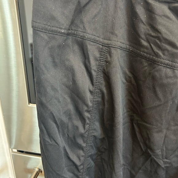 The North Face Charcoal Joggers, W 3x, have wear/piling but GUC - Picture 5 of 6